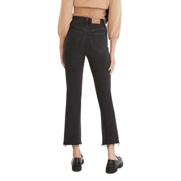 High Rise Madewell Cali Demi-Boot Jeans Black Sz 25 Raw Hem Crop Flare Denim - Picture 2 of 14